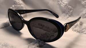 Vtg IVANA TRUMP 301 Gold Crest Lions Crown Blue Black Oval Sunglasses 90s Rare